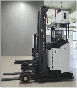 자율주행 이송로봇(AMR) 우측면